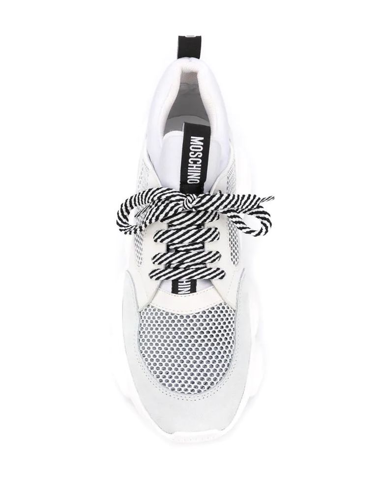 lace-up panelled sneakers