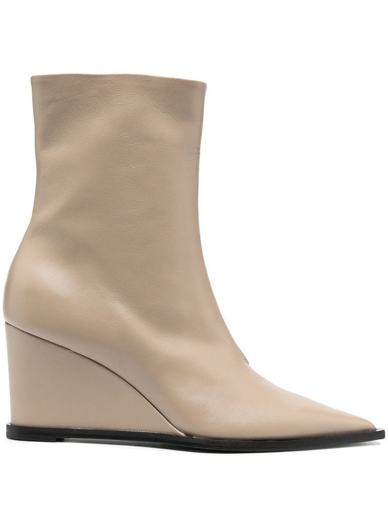 pointed wedge-heel boots