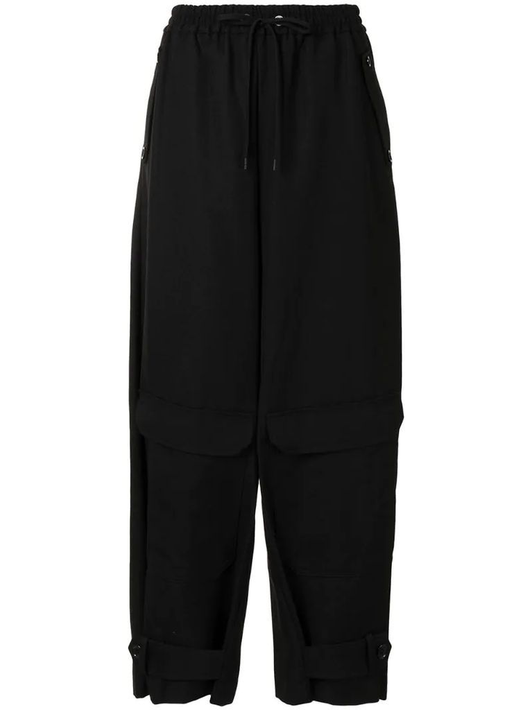 tapered leg trousers