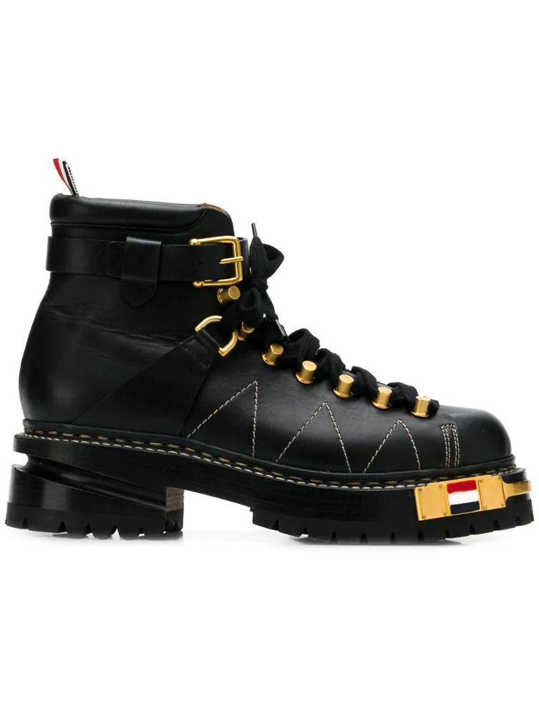 RWB-detail Vitello hiking boots