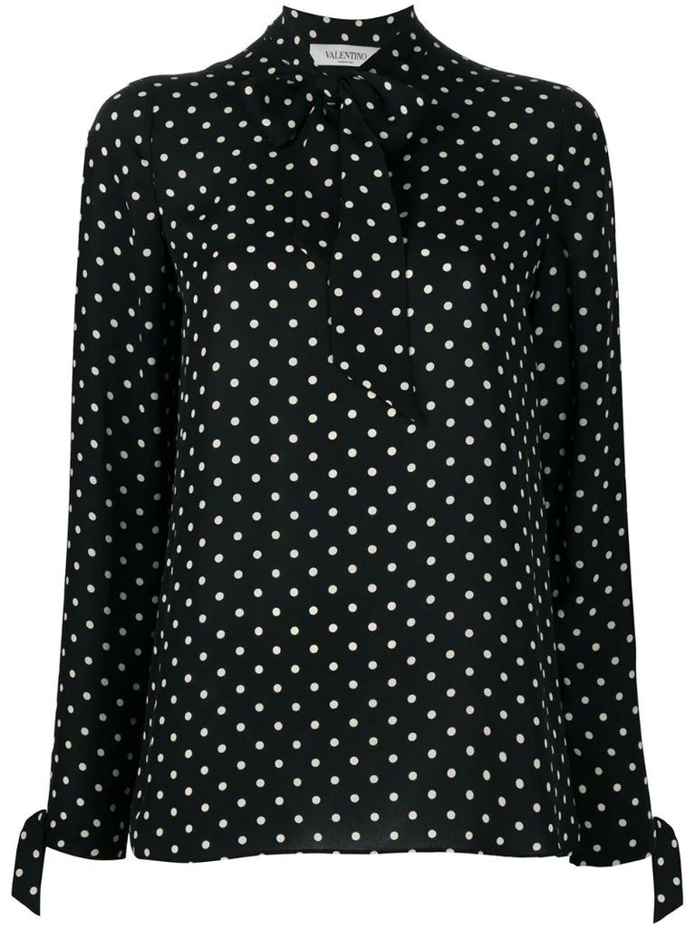 tie-fastening polka-dot blouse