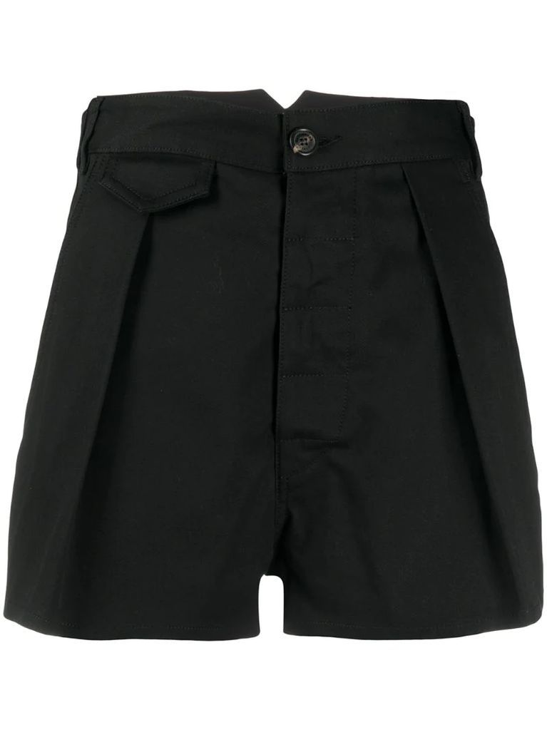 pleated tailored short