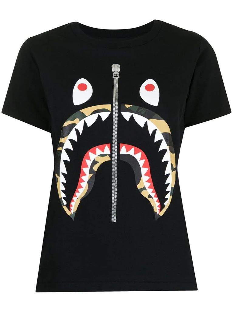 Text Stripe Shark T-shirt