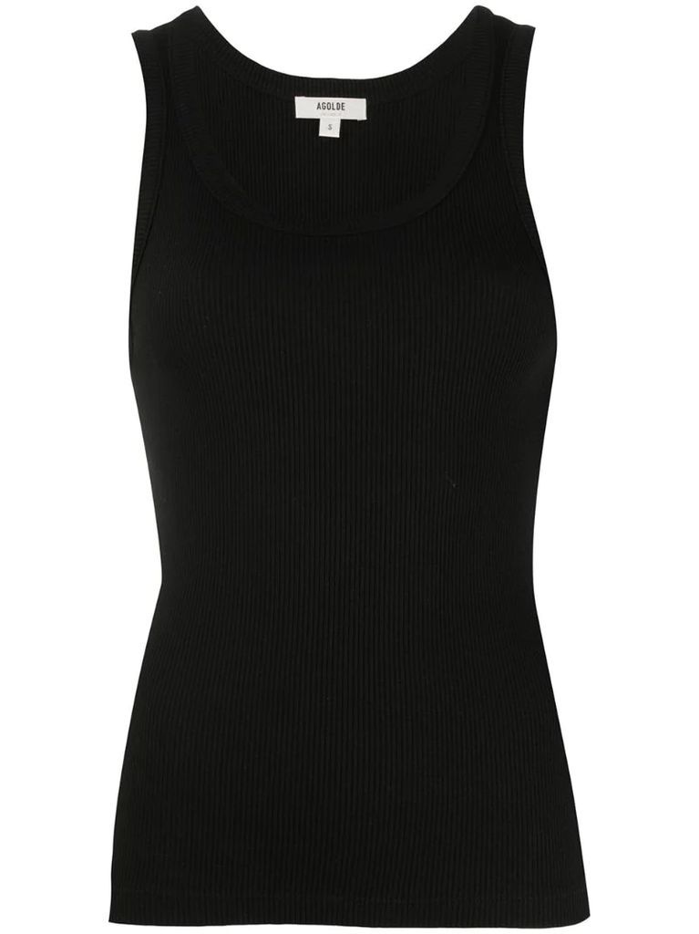 fitted sleeveless vest