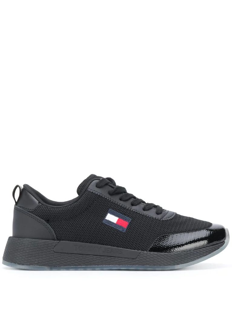 Flag patch low-top sneakers