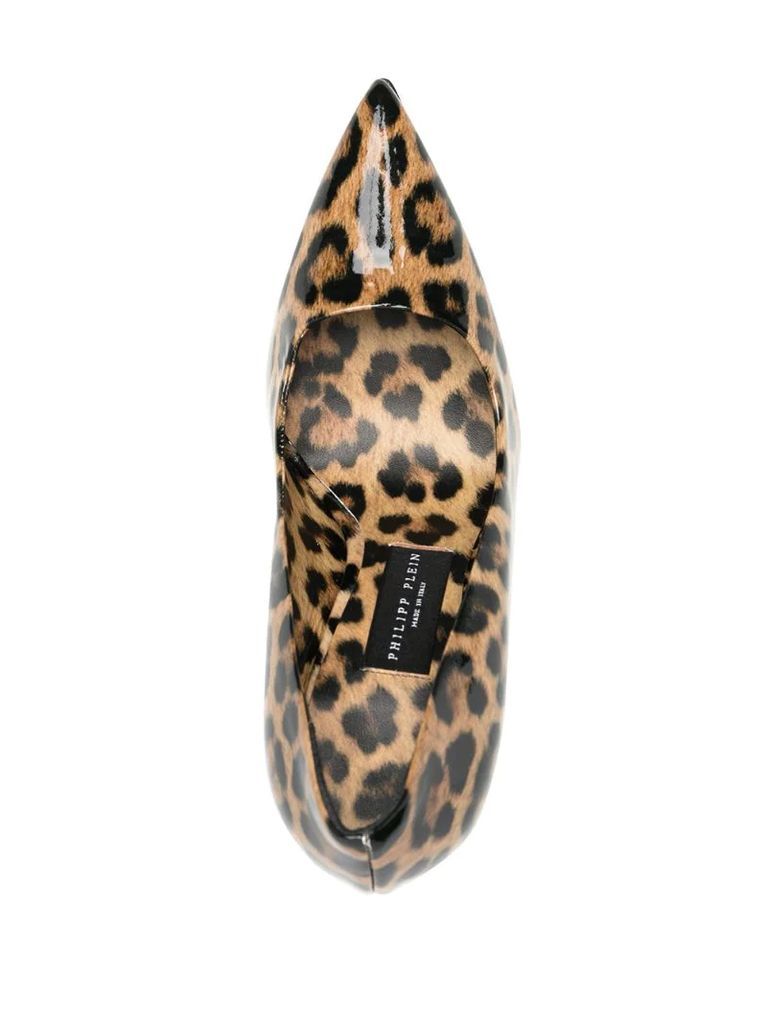 leopard print pointed pumps