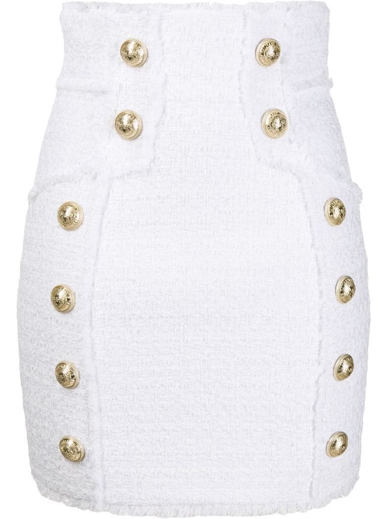 button detailed mini skirt