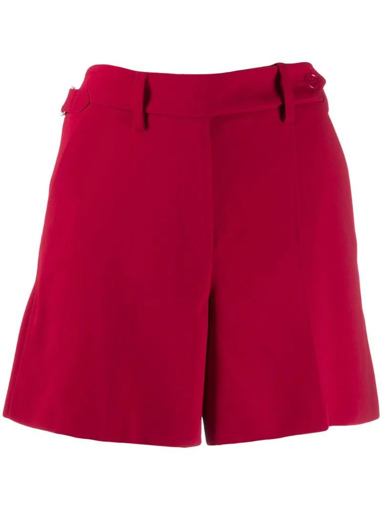 side buttoned fastening shorts