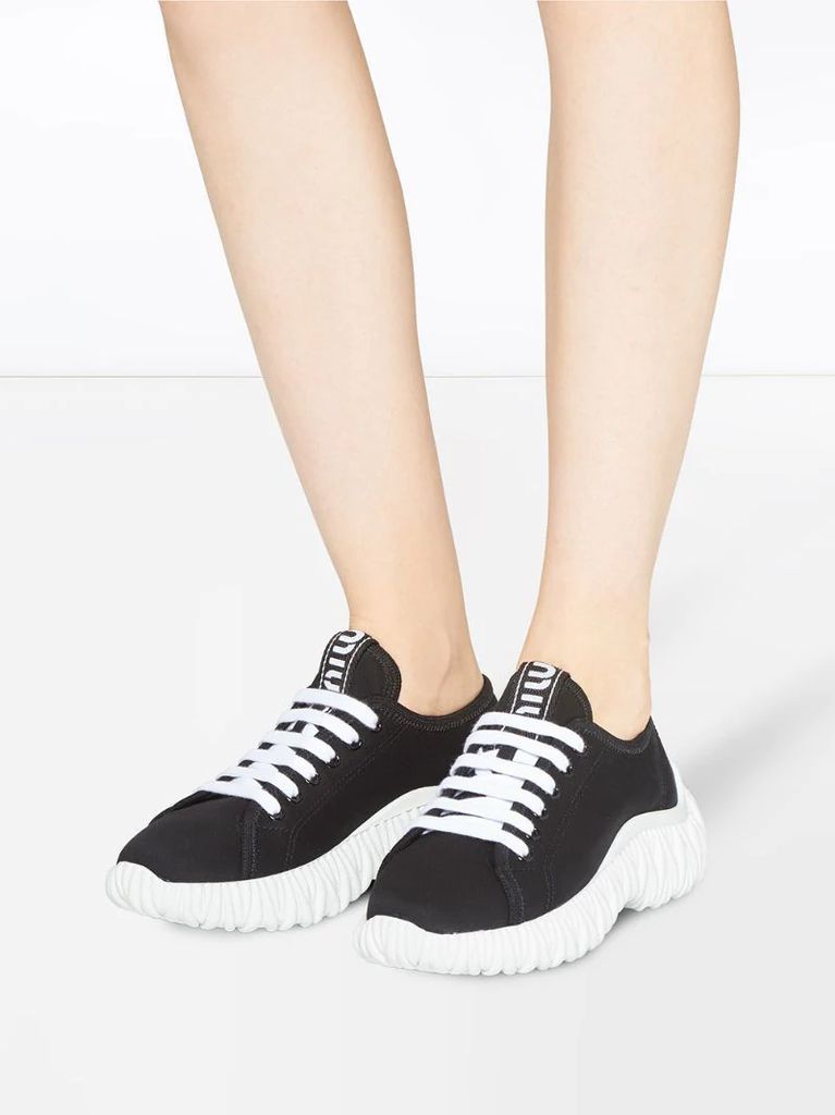 chunky sole low-top sneakers