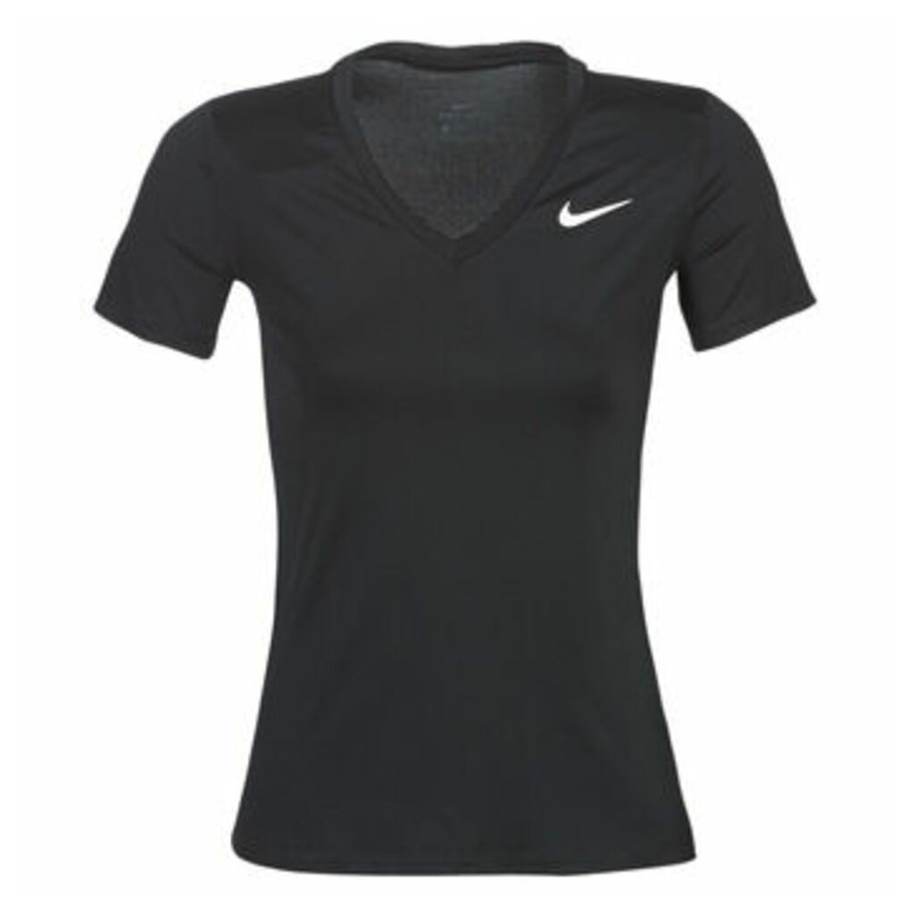 W NK TOP SS VCTY  women's T shirt in Black