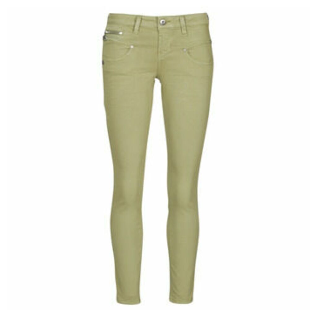 ALEXA CROPPED NEW MAGIC COLOR  women's Trousers in Green