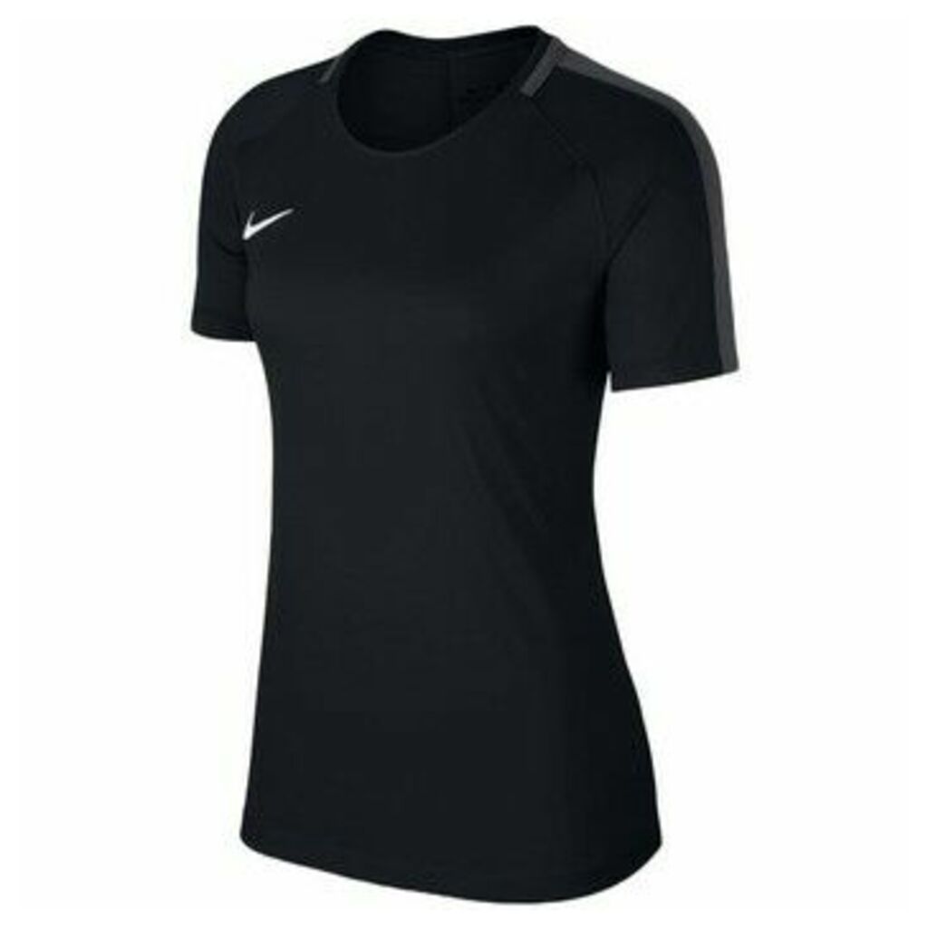 Nike  Dry Academy 18  women's T shirt in Black
