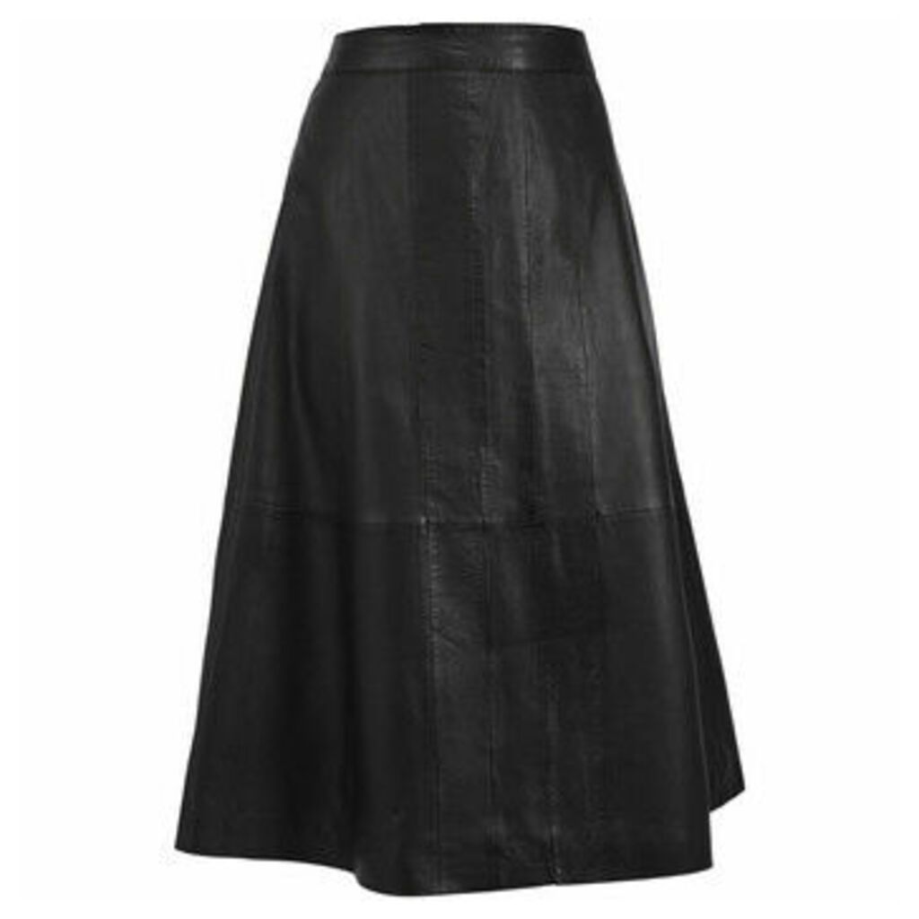 LUCILLE  women's Skirt in Black