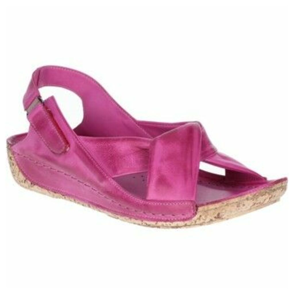 Leona Leather  women's Sandals in Pink