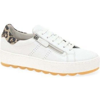 Quench Womens Casual Trainers  women's Shoes (Trainers) in White