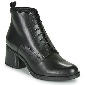 EADBERT  women's Low Ankle Boots in Black. Sizes available:4