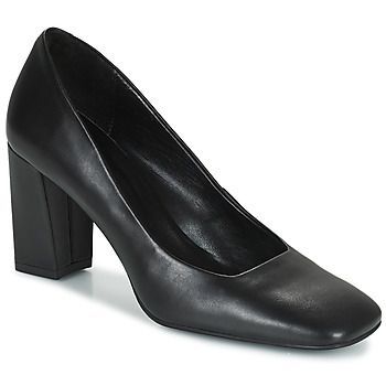 PANERA  women's Court Shoes in Black