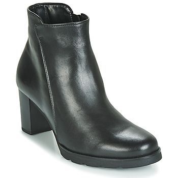 3554027  women's Low Ankle Boots in Black
