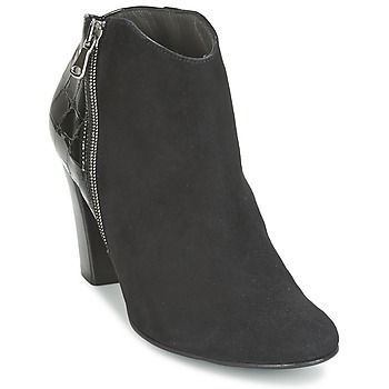 NANTES  women's Low Boots in Black
