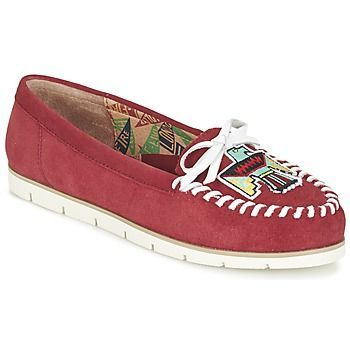 YHUNDERBIRD  women's Loafers / Casual Shoes in Red