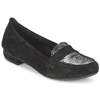 REMAVO  women's Loafers / Casual Shoes in Black