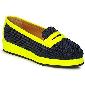 VALENTINE  women's Loafers / Casual Shoes in Yellow