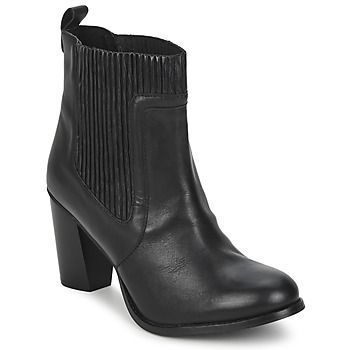 NATTIES  women's Low Ankle Boots in Black
