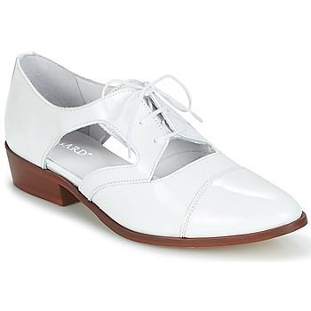 RELAX  women's Casual Shoes in White