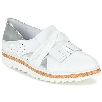 RASTAFA  women's Loafers / Casual Shoes in White