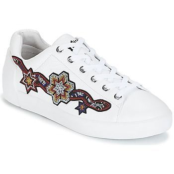 NIKITA  women's Shoes (Trainers) in White