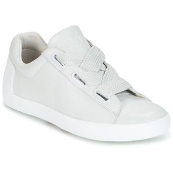 NINA  women's Shoes (Trainers) in Grey