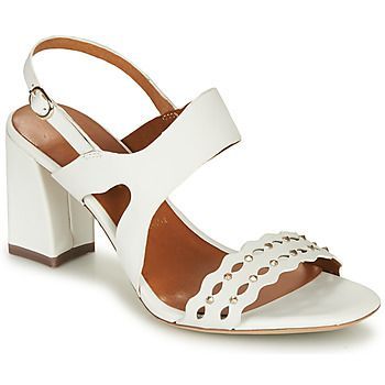 NOAMY  women's Sandals in White. Sizes available:6.5