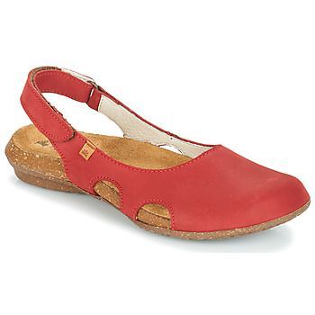 WAKATAUA  women's Sandals in Red. Sizes available:3,5,7,8,9