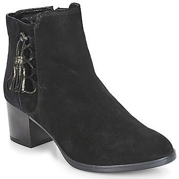 MISS  women's Low Ankle Boots in Black