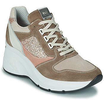 E217981D-501  women's Shoes (Trainers) in Brown
