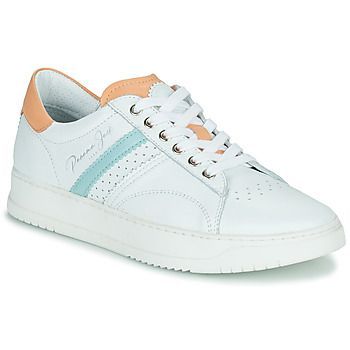 GIA B2  women's Shoes (Trainers) in White