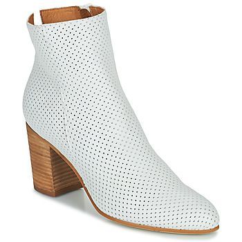 MALICE  women's Low Ankle Boots in White
