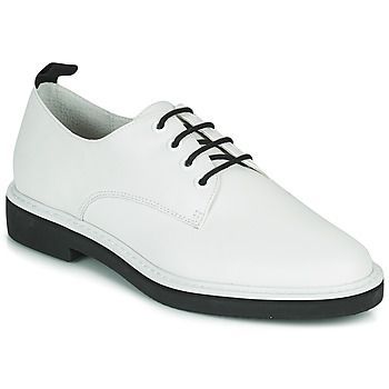 TWIST  women's Casual Shoes in White