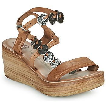 NOA  women's Sandals in Brown