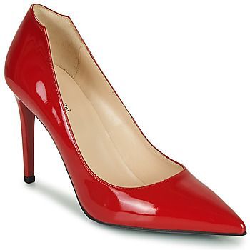 KELLY  women's Court Shoes in Red. Sizes available:3.5,4,5,2.5