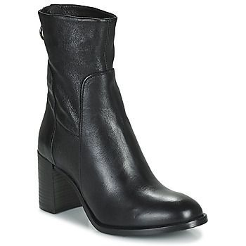 NITRO  women's Low Ankle Boots in Black
