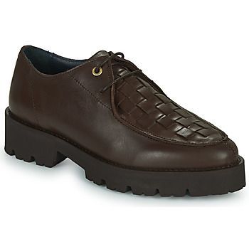 FOUGUE  women's Casual Shoes in Brown