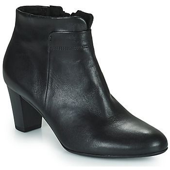 9296127  women's Low Ankle Boots in Black
