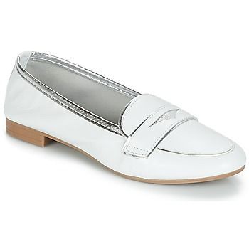 CLOCHETTE  women's Loafers / Casual Shoes in White. Sizes available:3.5