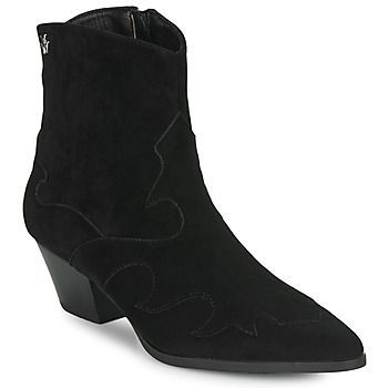 CLYDE  women's Low Ankle Boots in Black