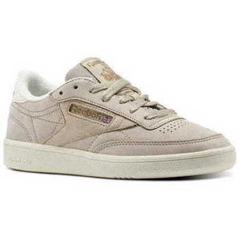Club C 85 Vtg  women's Skate Shoes (Trainers) in Beige