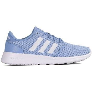 QT Racer  women's Shoes (Trainers) in Blue