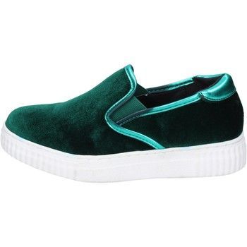 BR31  women's Trainers in Green