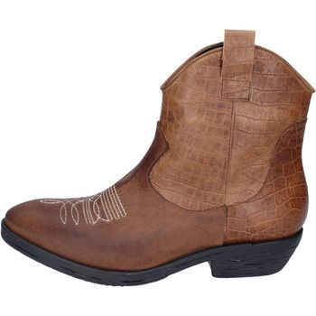 BM181  women's Low Ankle Boots in Brown