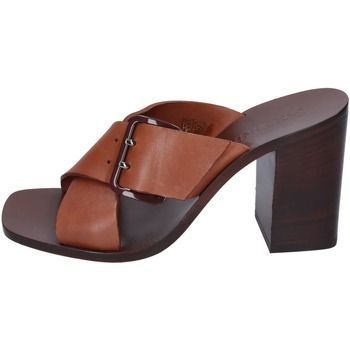 BE348  women's Sandals in Brown